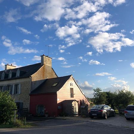 Gite La Maison La Saint-Aubin-d'Aubigne المظهر الخارجي الصورة